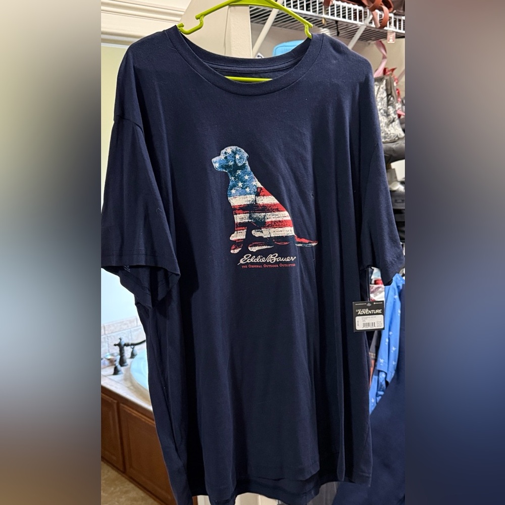 Eddie Bauer Navy Labrador Dog Graphic Tee, size 2XL